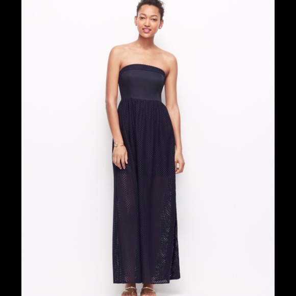Ann Taylor Dresses & Skirts - NWT Ann Taylor Eyelet Strapless Maxi Dress 8